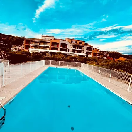 Spacieux 2 Pieces Pour 4 Personnes Avec 2 Piscines Ref Z64 Apartment Saint-Raphael (Var)
